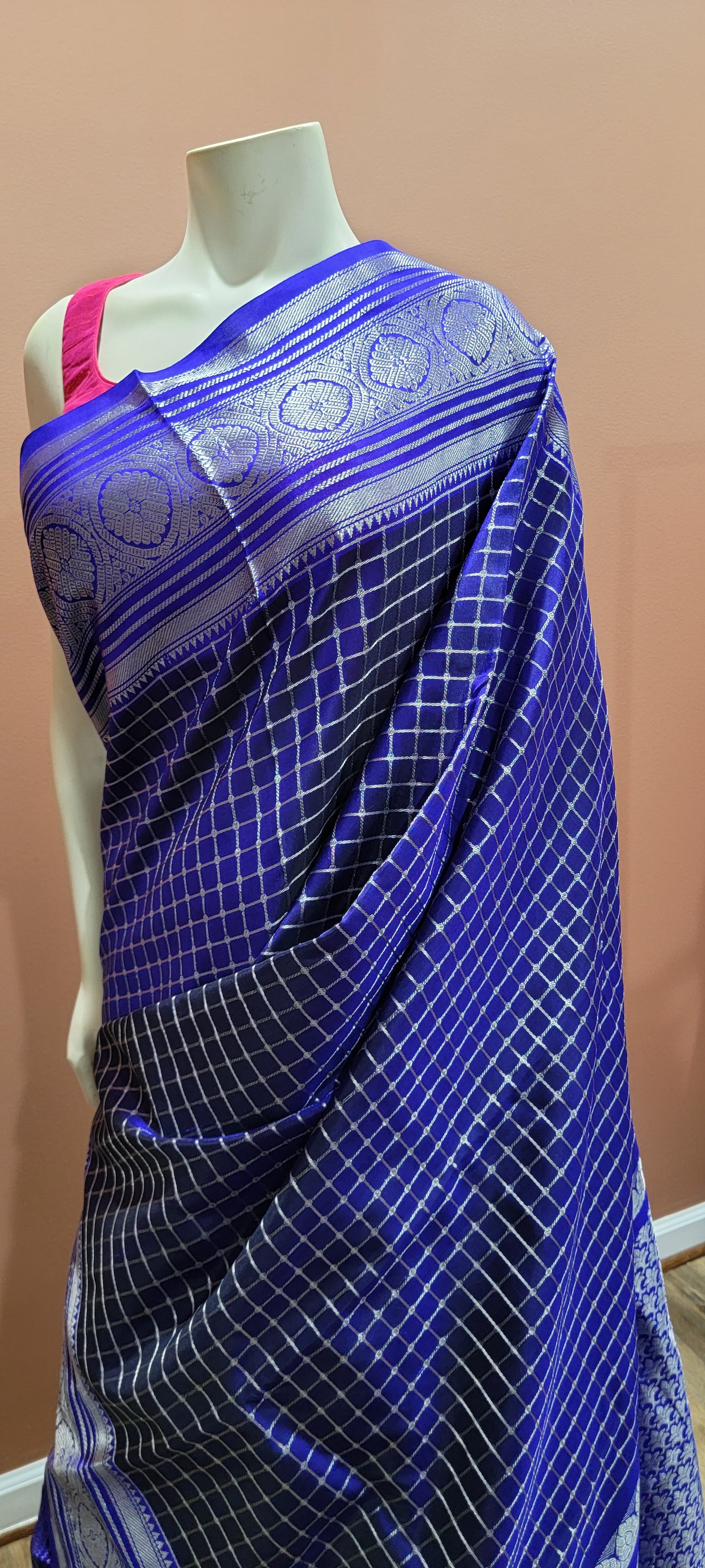 Venkatagiri Silk Saree w/ Blouse in Blue and Blue