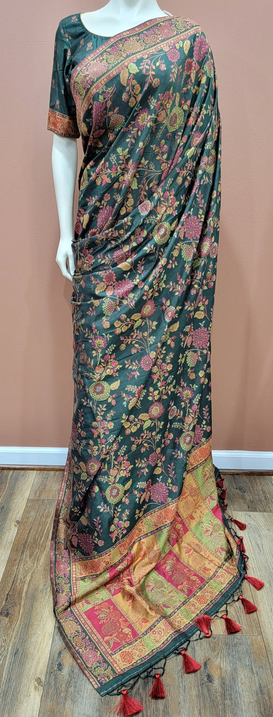 Kani Silk Saree W/ Blouse in Green