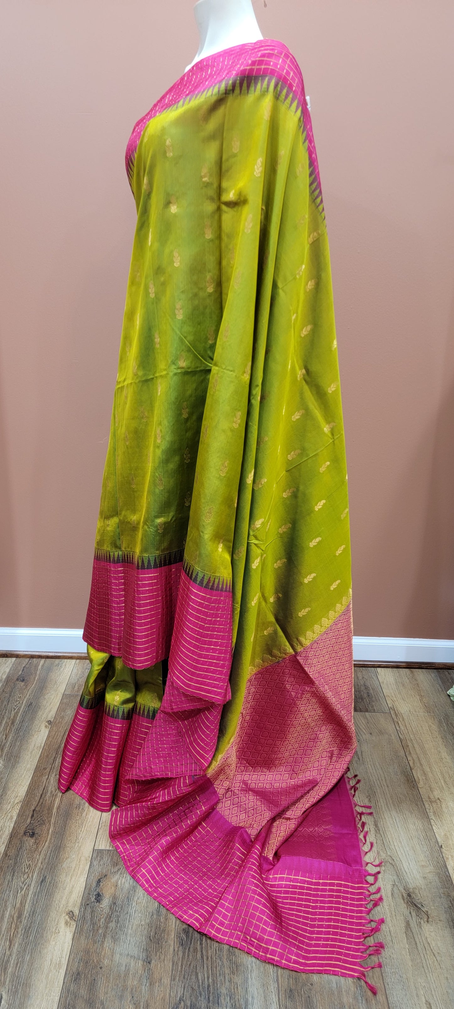Gadwal Saree Collection w/ Custom Blouse